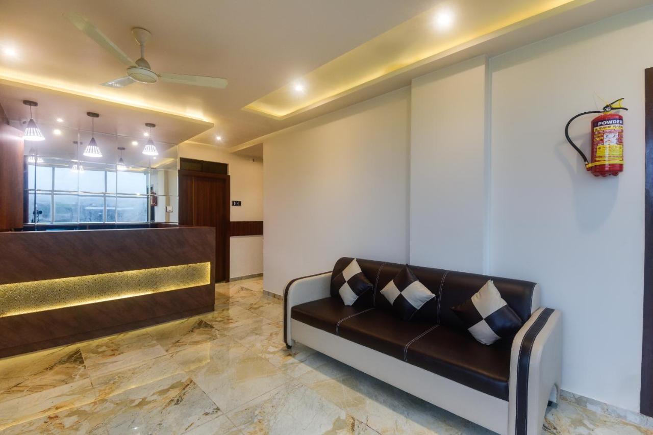 Oyo Shubham Residency Hotel Bhiwandi Екстериор снимка